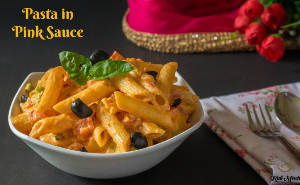 Red/pink sauce Pasta